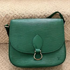 Authentic Louis Vuitton vintage epi St. Cloud gm